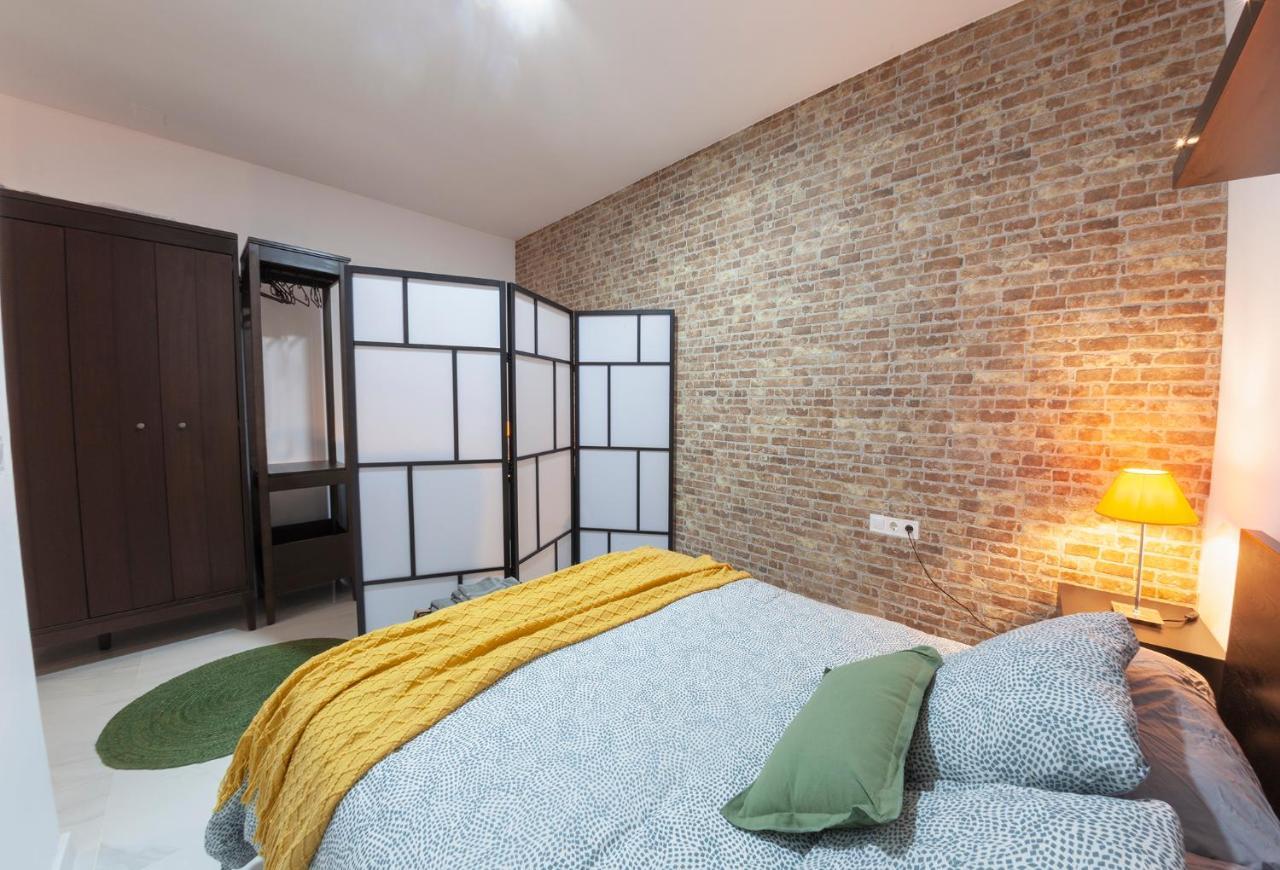 דירות ולנסיה Artistic Digital Retreat-Great Location Near Metro מראה חיצוני תמונה